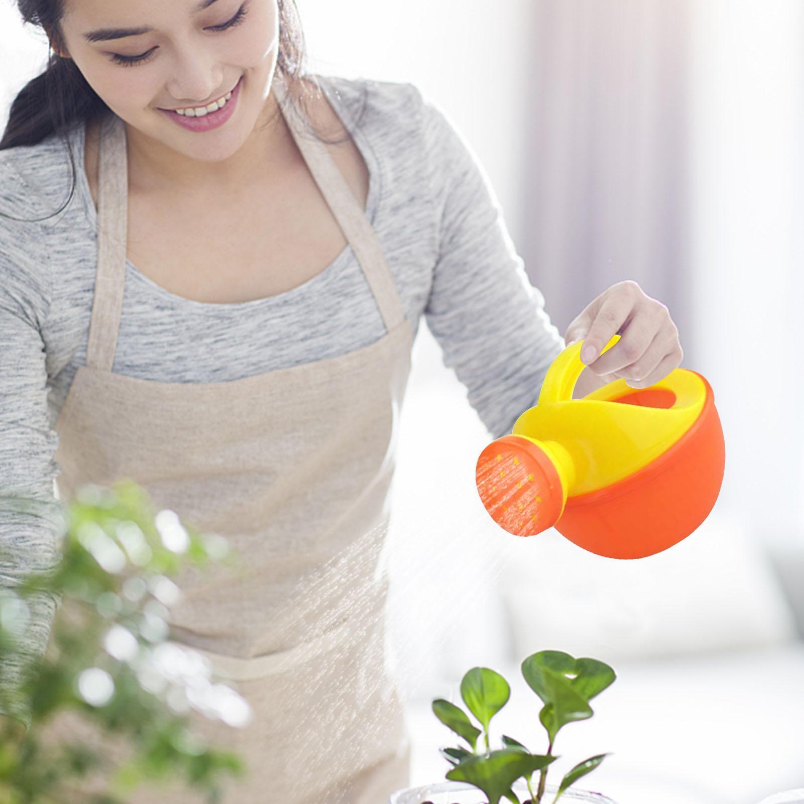 Mini arrosoir coloré en plasti - Gardening Tools Girls avis et prix